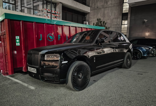 Rolls-Royce Cullinan Black Badge