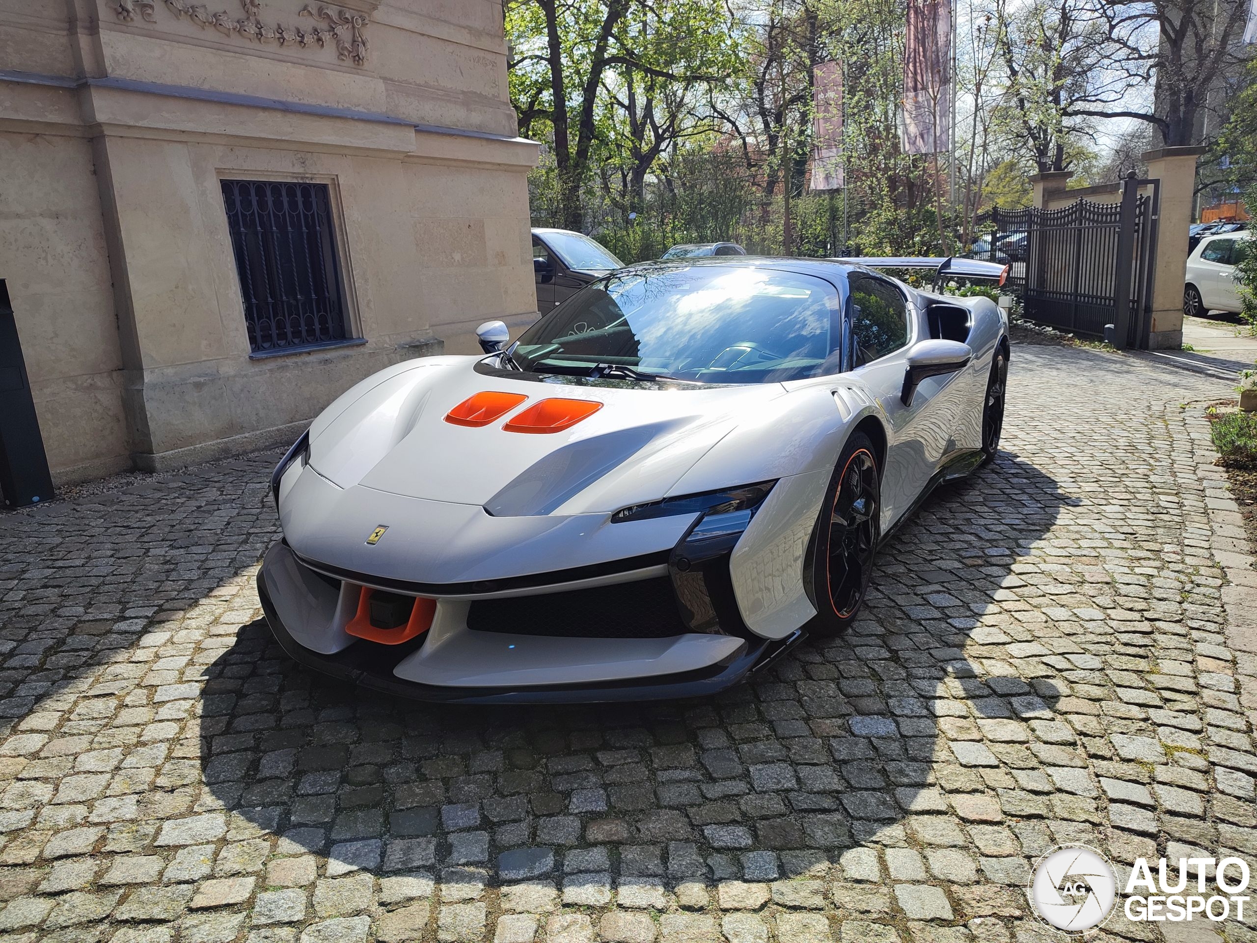 Ferrari SF90 XX Spider