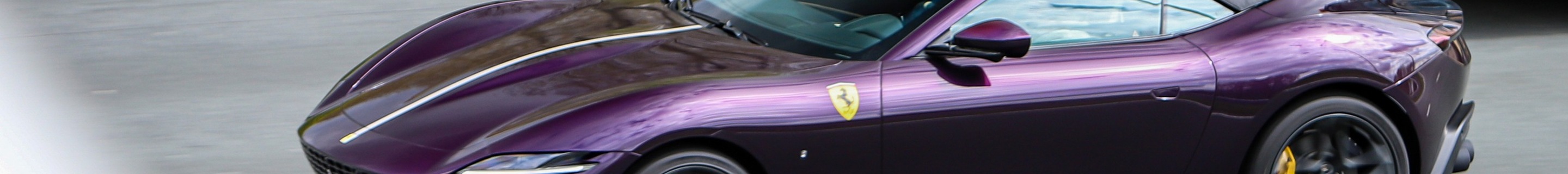 Ferrari Roma Spider