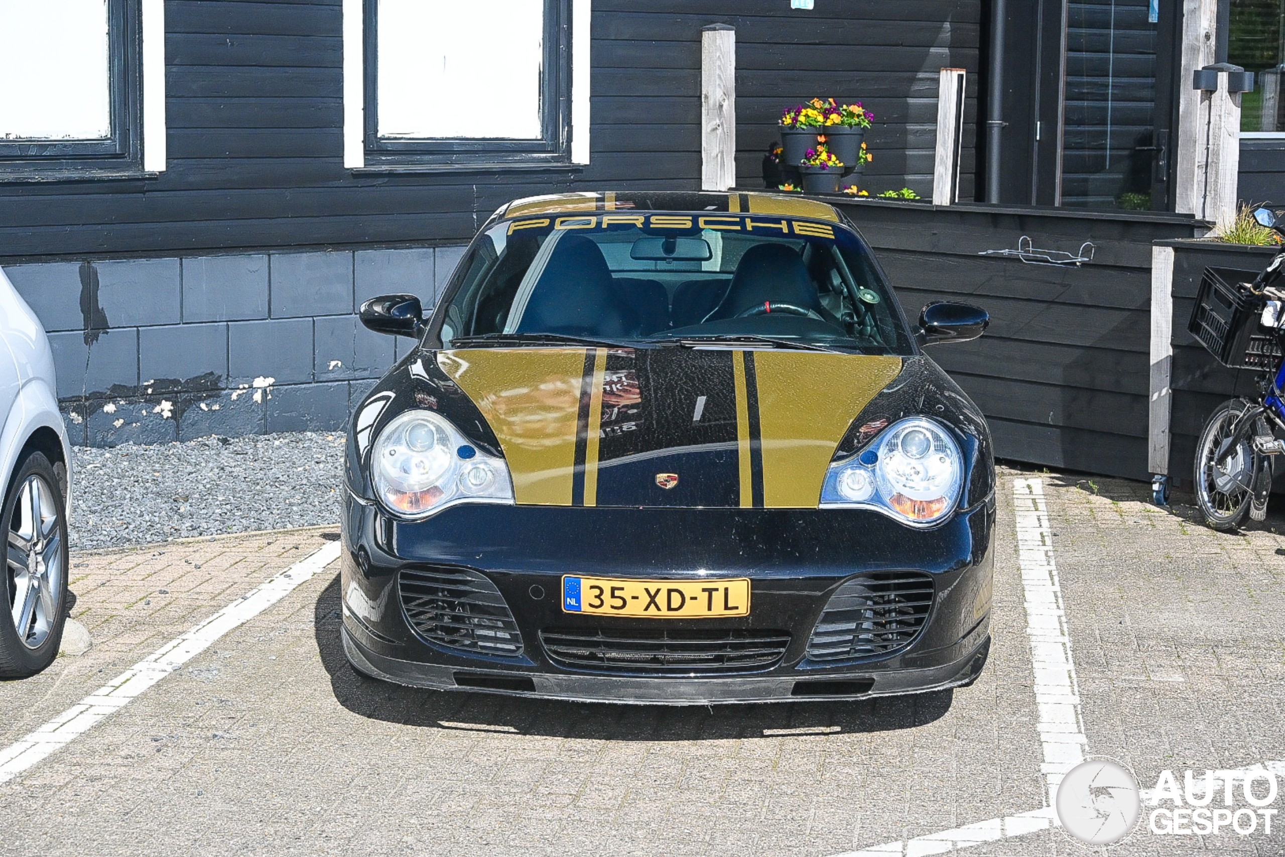 Twee unieke exemplaren van de Porsche 911