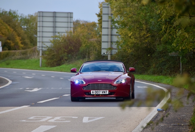 Aston Martin V8 Vantage Roadster