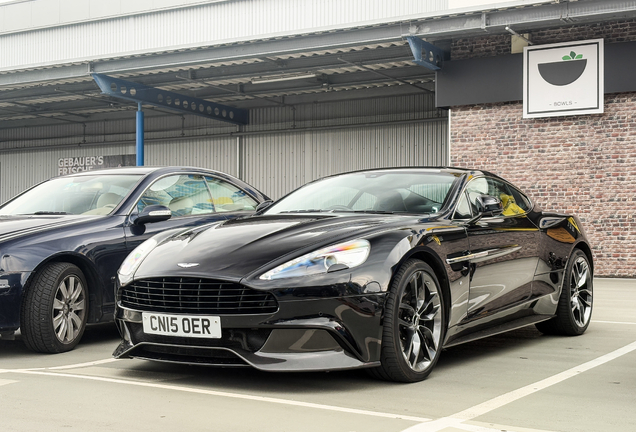 Aston Martin Vanquish 2013