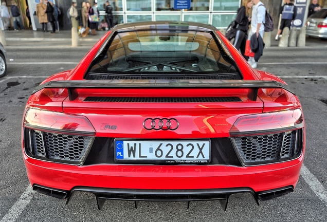 Audi R8 V10 Plus 2015