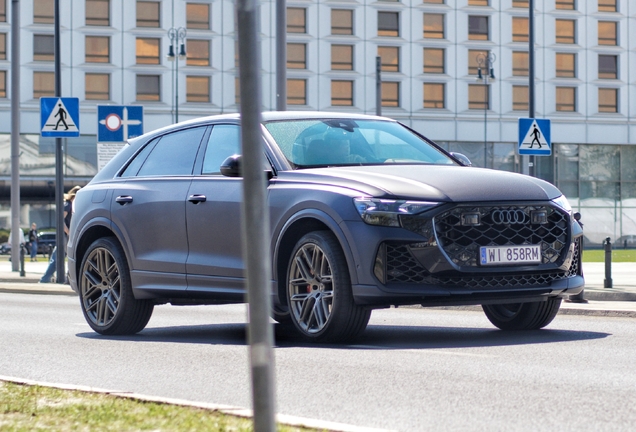 Audi RS Q8 2024