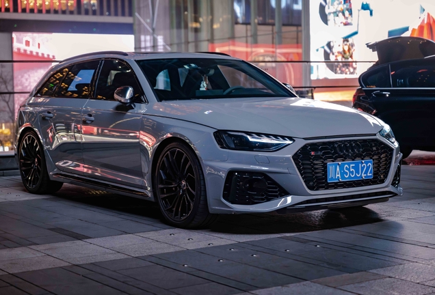 Audi RS4 Avant B9