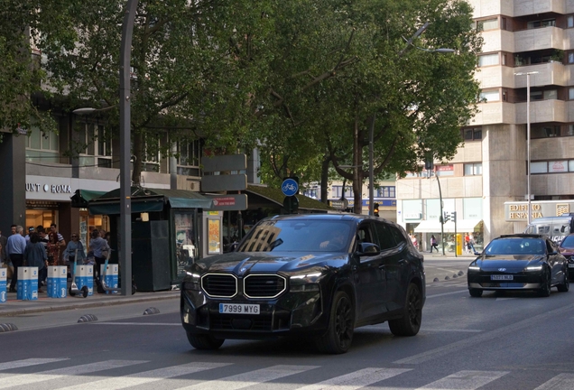 BMW XM G09