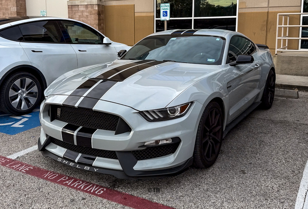 Ford Mustang Shelby GT350 2015