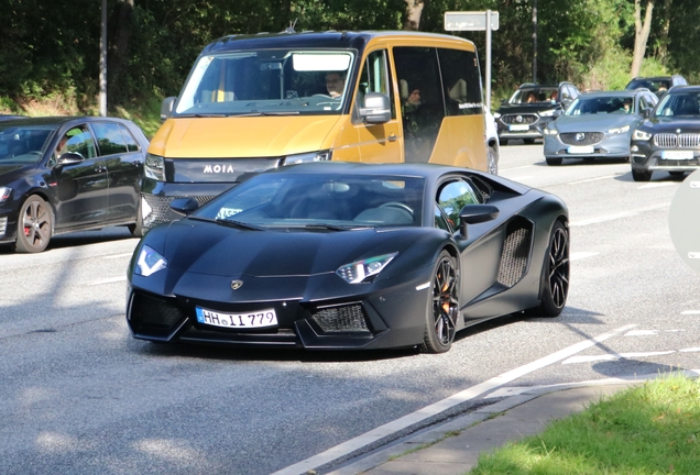 Lamborghini Aventador LP700-4
