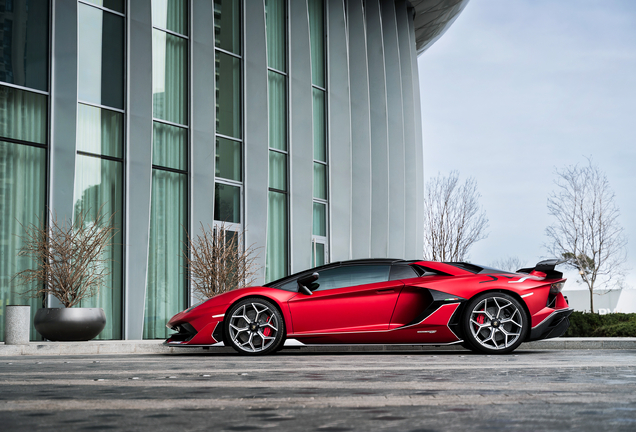 Lamborghini Aventador LP770-4 SVJ Roadster