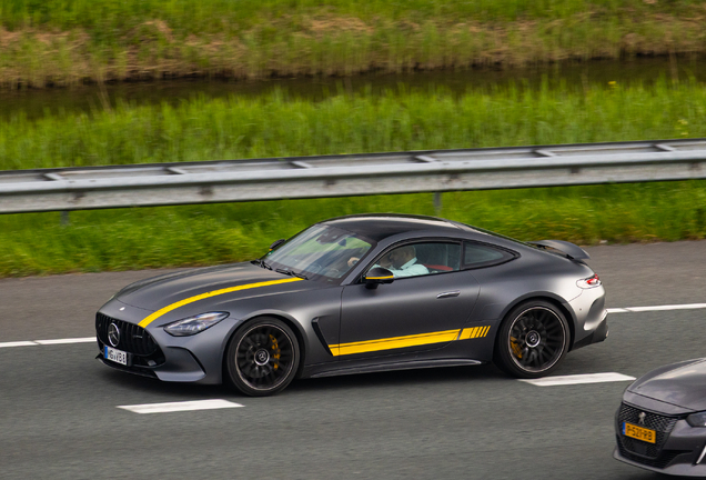 Mercedes-AMG GT 63 C192