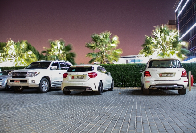 Mercedes-Benz A 45 AMG