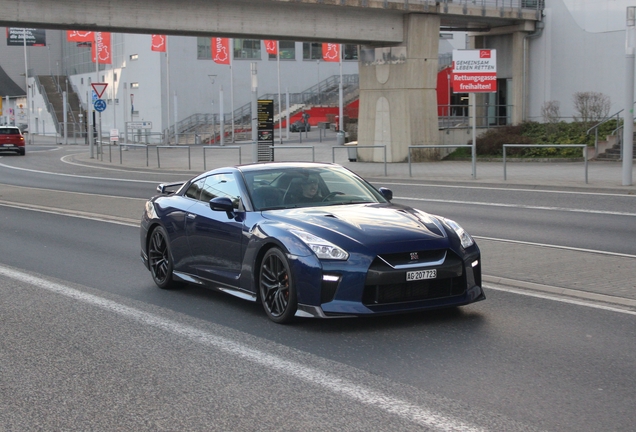 Nissan GT-R 2017