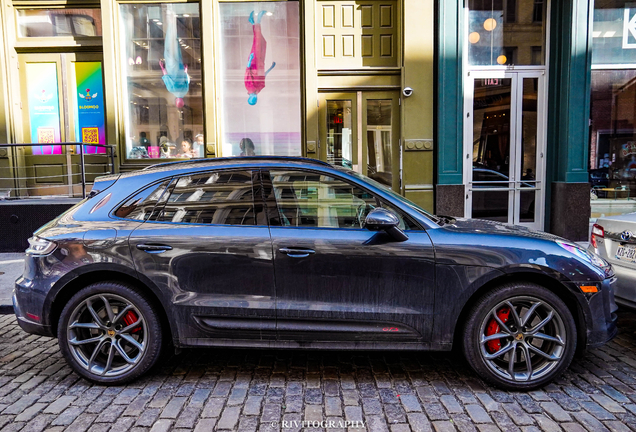 Porsche 95B Macan GTS MkIII