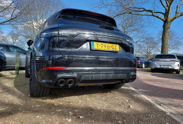 Porsche 9YA Cayenne GTS MkI