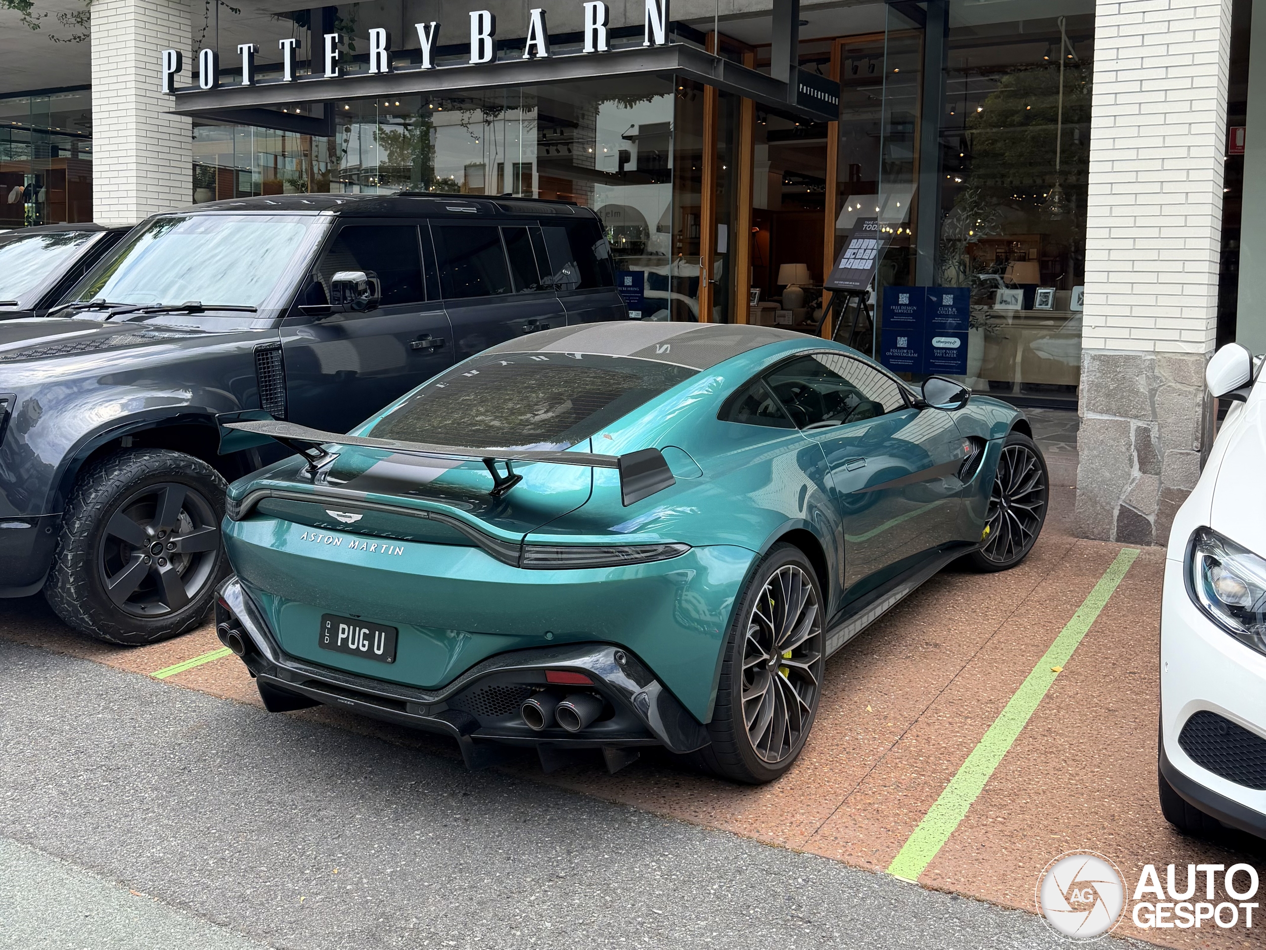 Aston Martin V8 Vantage Formula 1 Edition