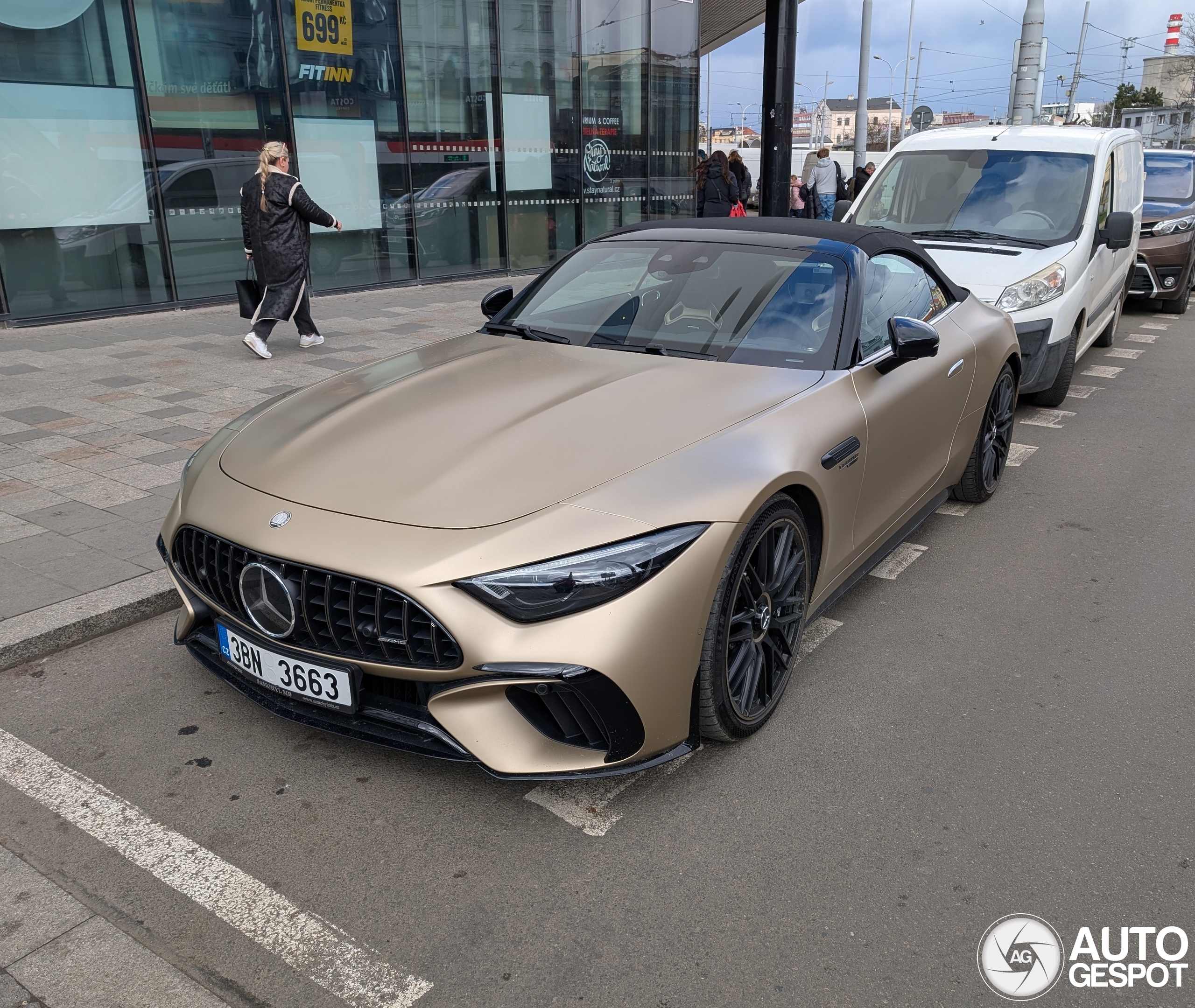 Mercedes-AMG SL 63 R232 Golden Coast Edition