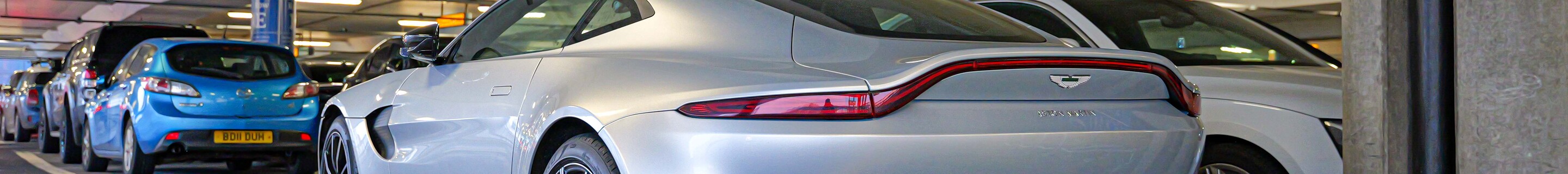 Aston Martin V8 Vantage 2018