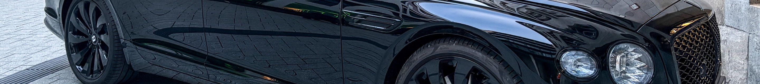 Bentley Flying Spur 2025 Black Edition