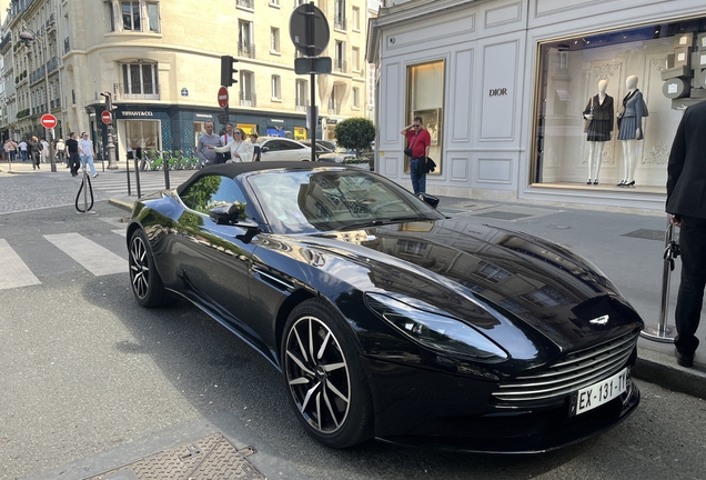 Aston Martin DB11 V8 Volante