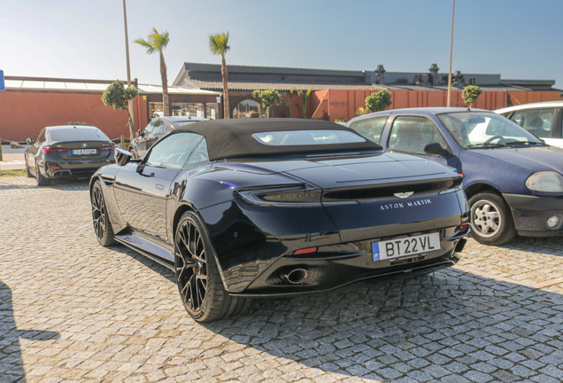 Aston Martin DB12 Volante
