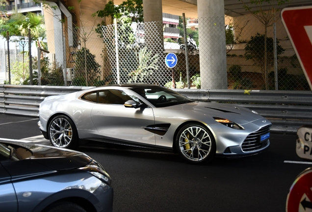 Aston Martin Vanquish 2025
