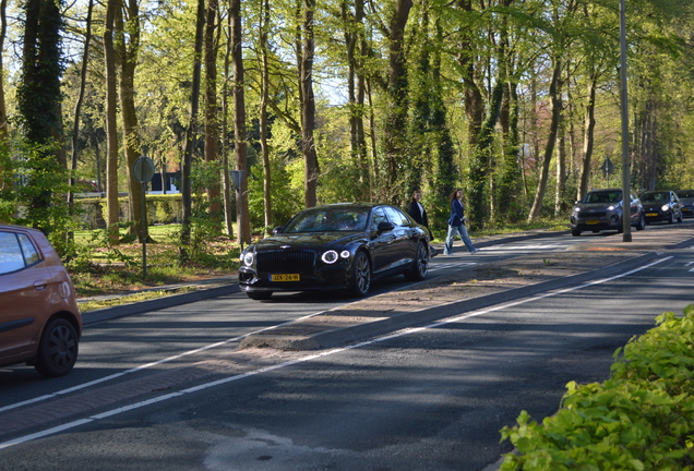Bentley Flying Spur Hybrid S