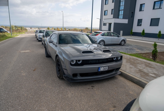 Dodge Challenger SRT Hellcat Widebody