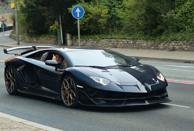 Lamborghini Aventador LP770-4 SVJ