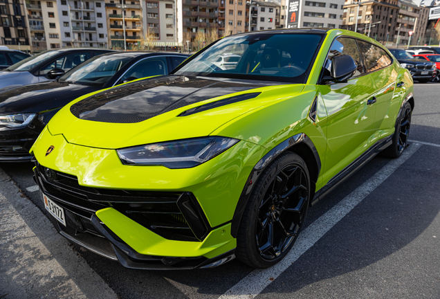 Lamborghini Urus Performante