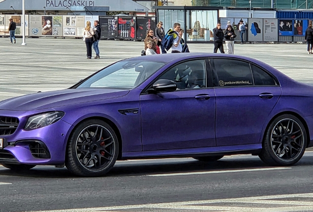 Mercedes-AMG E 63 S W213