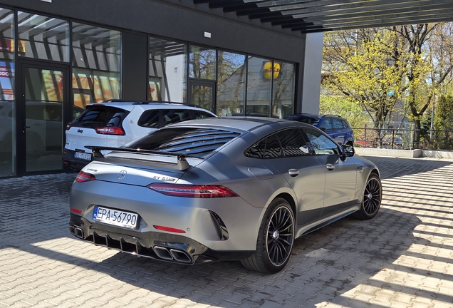 Mercedes-AMG GT 63 S X290