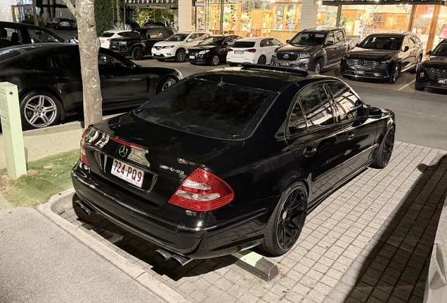 Mercedes-Benz E 55 AMG