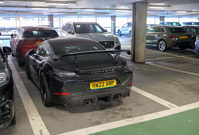Porsche 718 Cayman GT4