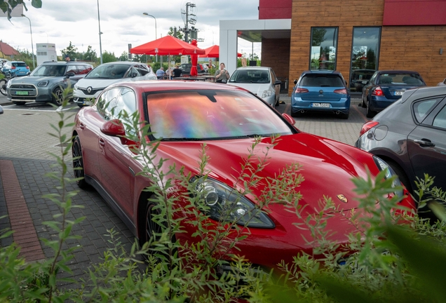 Porsche 970 Panamera GTS MkI