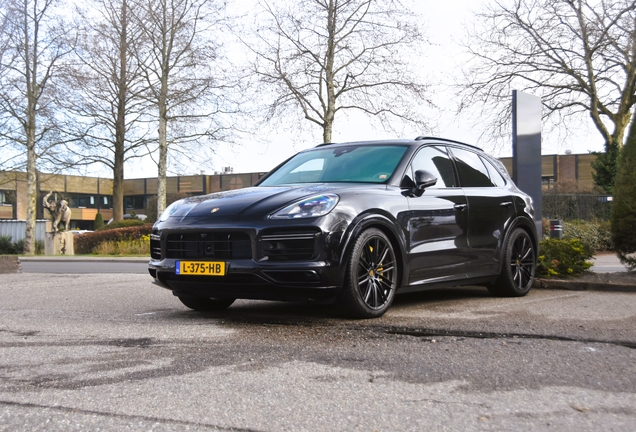 Porsche Cayenne Turbo S E-Hybrid