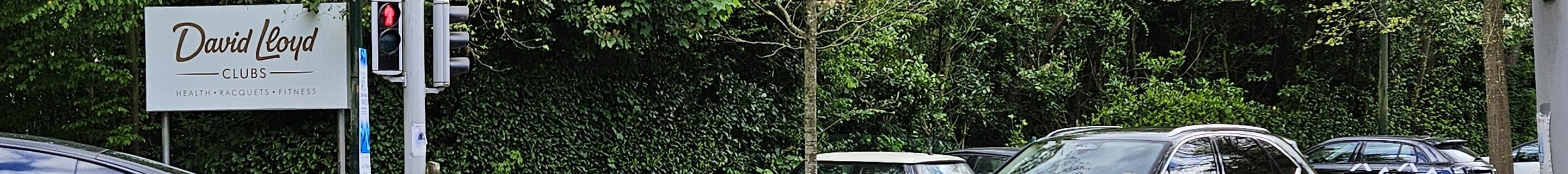 Bentley Bentayga V8 2024