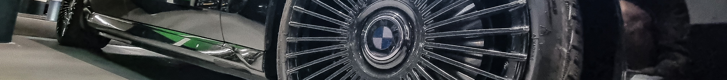 BMW M760e xDrive