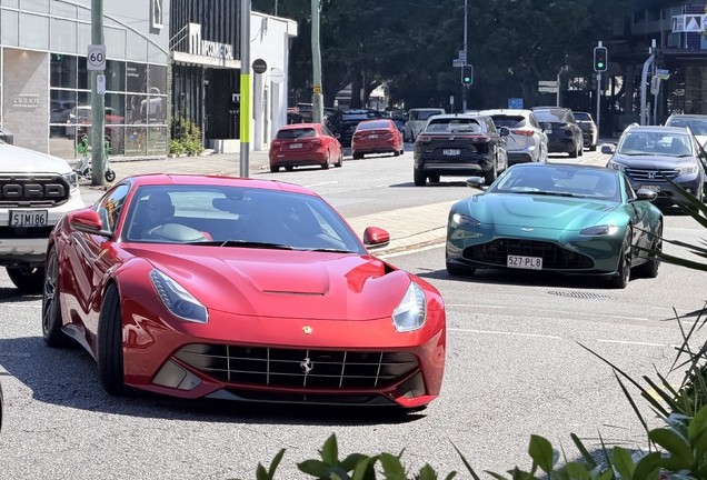 Aston Martin V8 Vantage 2018