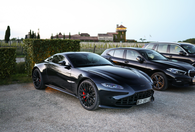 Aston Martin V8 Vantage 2018