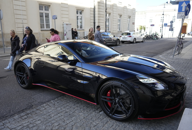 Aston Martin Vantage 2024