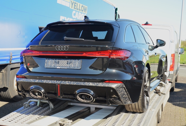 Audi RS5 Avant B10
