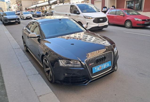 Audi RS5 B8 2012