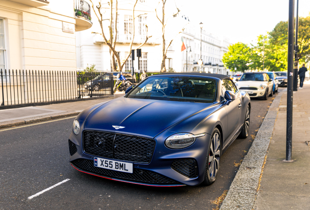 Bentley Continental GTC 2025