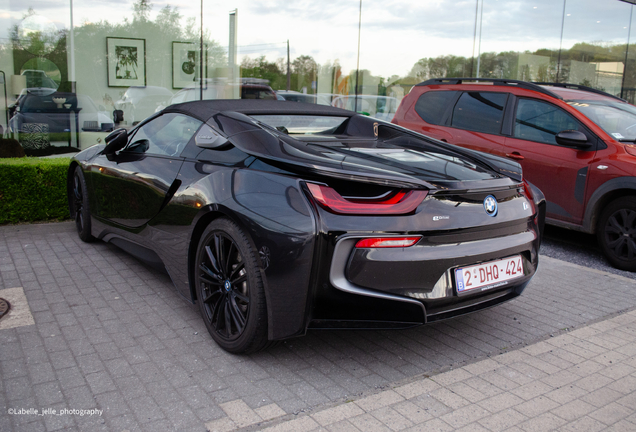 BMW i8 Roadster