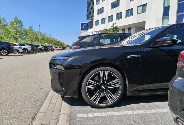 BMW M760e xDrive