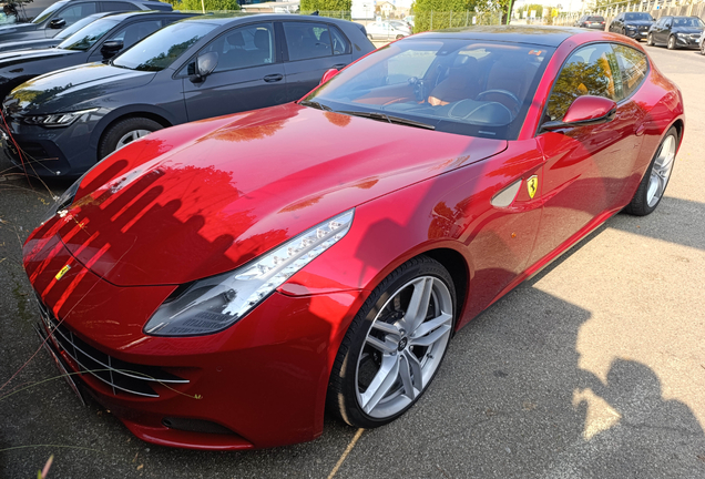 Ferrari FF