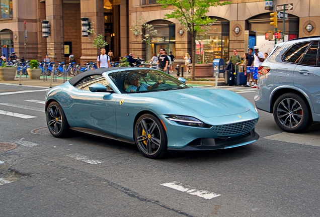 Ferrari Roma Spider