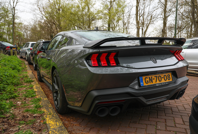 Ford Mustang Dark Horse 2024