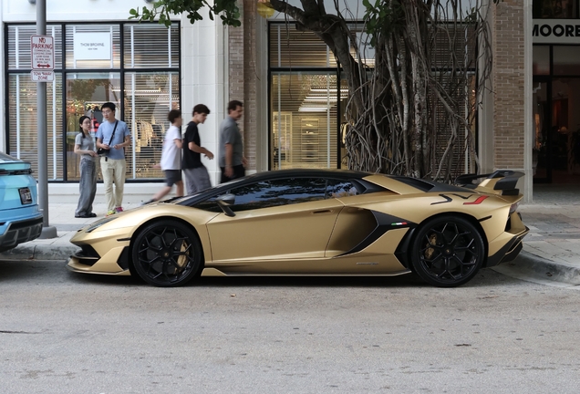 Lamborghini Aventador LP770-4 SVJ
