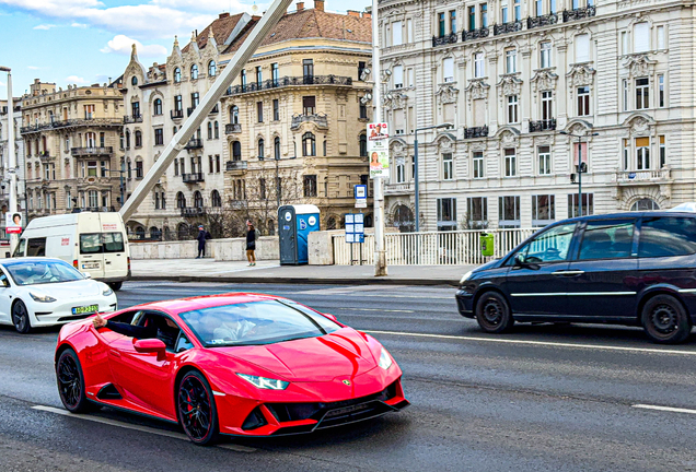 Lamborghini Huracán LP640-4 EVO